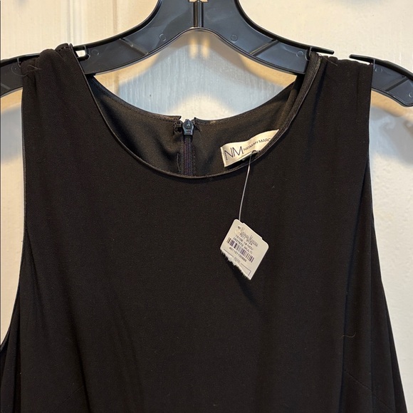 NWT Neiman Marcus Black and White Floral Dress - Picture 2 of 8